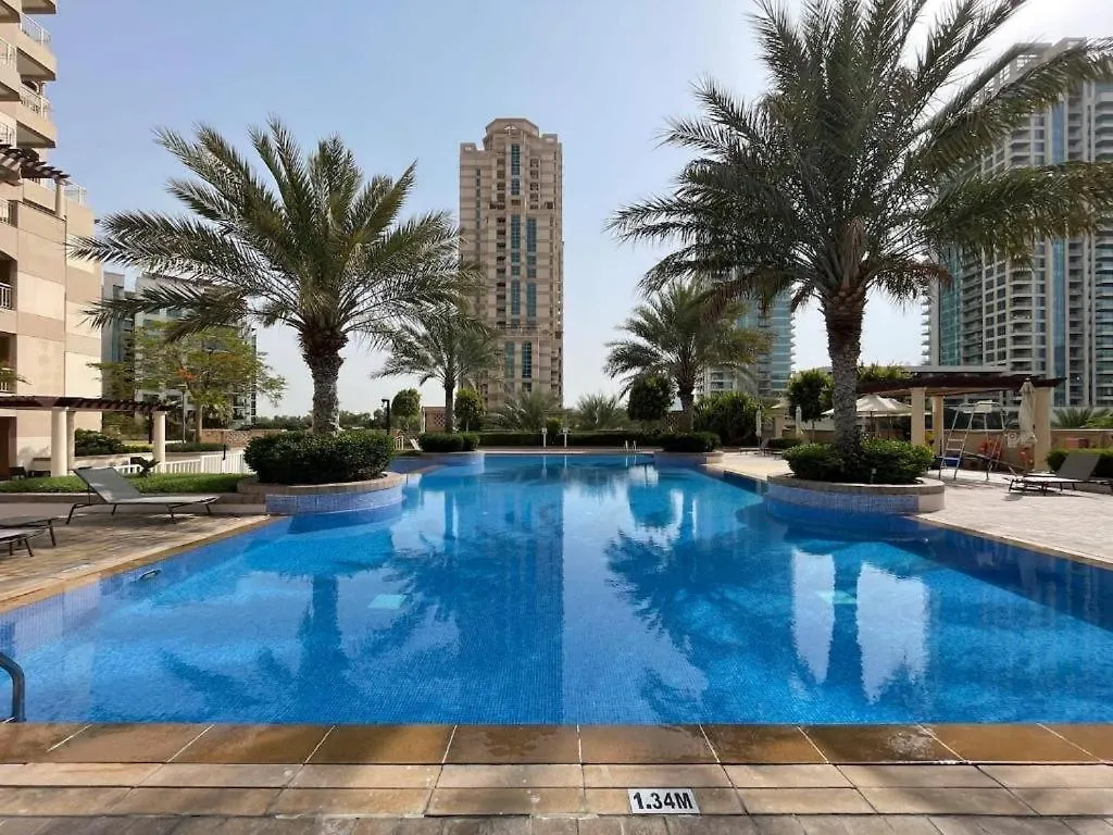 1-Br With Sunset Terrace, Golf & Lake View In Mosela, The Greens Dubai Apartment