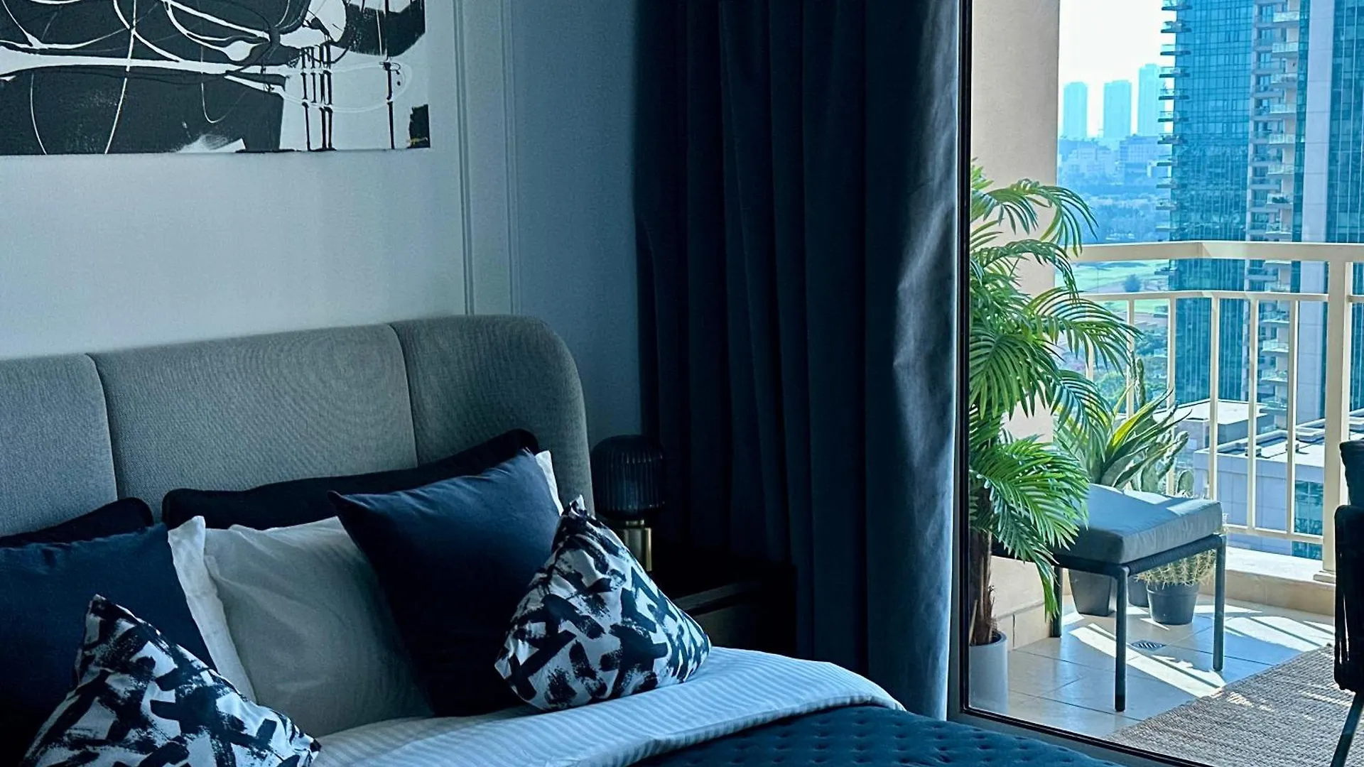 Apartment 1-Br With Sunset Terrace, Golf & Lake View In Mosela, The Greens Dubai